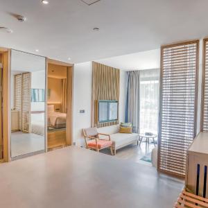 Two-Bedroom King Suite with Two Double Beds