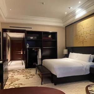 King Room - Mobility Access/Smoking
