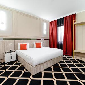 Penthouse Suite with Terrace