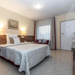 Small Single Room