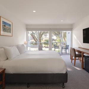 Three Bedroom Golf Villa
