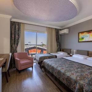 Standard Double or Twin Room with Sea View