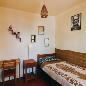 Single Room with Shared Bathroom