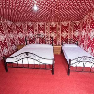 Quadruple Room with Private Bathroom