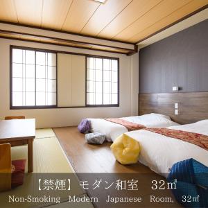 Twin Room with Bathroom