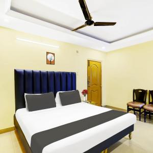 Classic Triple Room (including Long Stay Benefits,Early Check-In upto 2 hours and Late check-out upto 2 hrs (subject to availability))