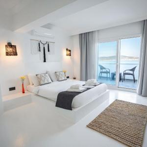 Deluxe Double Room with Sea View