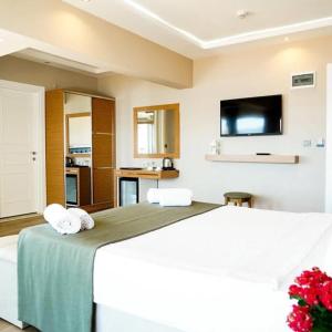 Deluxe Double Room with Sea View