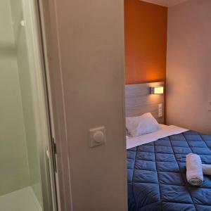 1 Double Bed