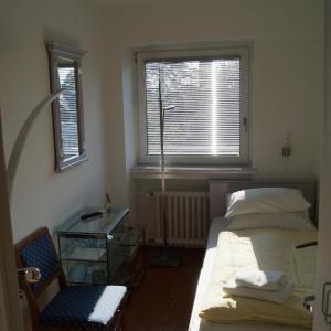 Economy Single Room