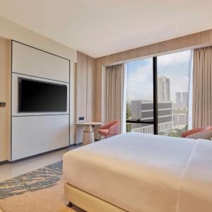 King Suite with Terrace - Lounge Access