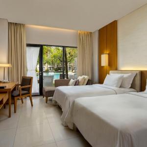 Deluxe Double or Twin Room Poolside