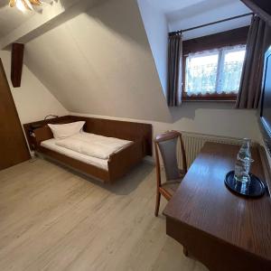 Single Room with Private Bathroom