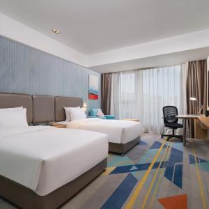 Queen Room with Two Queen Beds - Disability Access