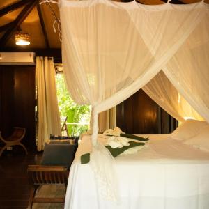 Deluxe Bungalow with Garden View