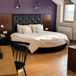 Luxury Suite with Spa Bath