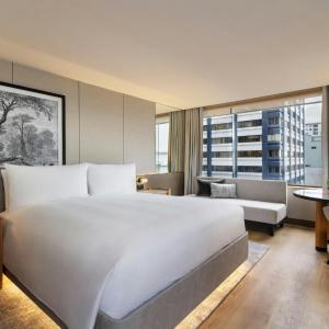 One-Bedroom Executive King Suite with Sky Tower View