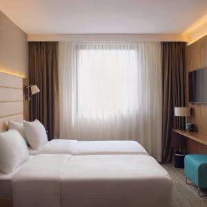 Studio Room with Twin Beds