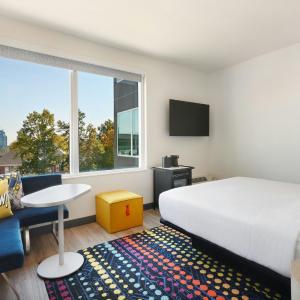 King Room - Hearing Accessible