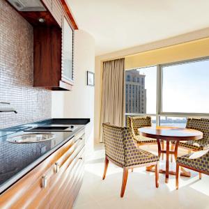 Westbay Suite Sea View with Beach Access