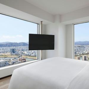 One-Bedroom King Suite - City View