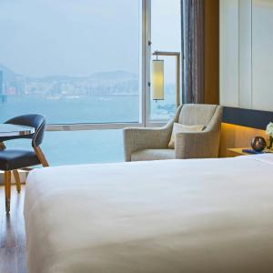 Harbor View Queen Room