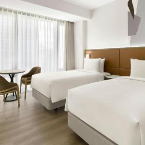 Twin Guest Room with Two Single Beds