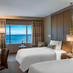 Deluxe Twin Room with Sea View