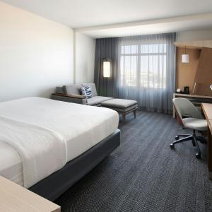 King Room with Roll-In Shower, Transfer Shower and Sofa Bed - Mobility Access/Hearing Accessible