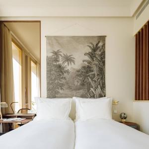 Capelo Guest room with 2 Twin/Single Bed(s), Courtyard view