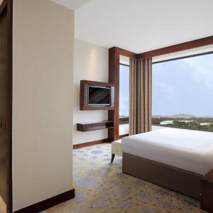 Junior Suite with Lounge Access