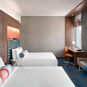 Aloft Room, Guest room, 2 Double