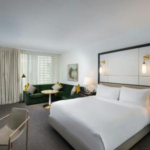 Executive King Room