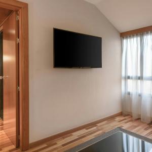Junior King Suite
