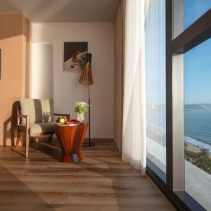 Queen Room with Sea View