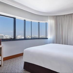 Vinoy Suite, Club level, Junior Suite, 1 King, City view