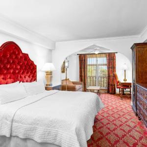 Premium King Room