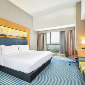 Breezy King Room