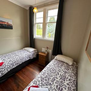 Standard Twin Room with Shared Bathroom