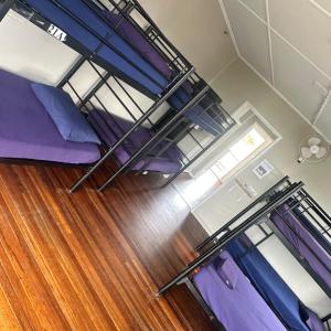 Bed in 14-Bed Dormitory Room 18 - 35 years