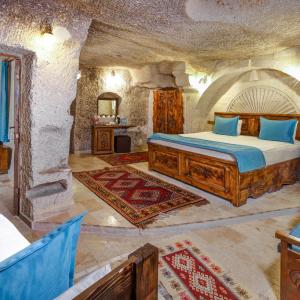 King Suite with Spa Bath