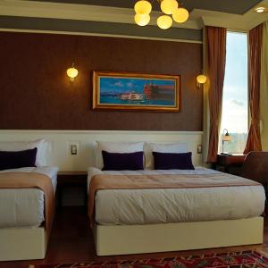 Deluxe Room with Sea View