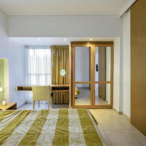  Junior Suite (2-4 people)