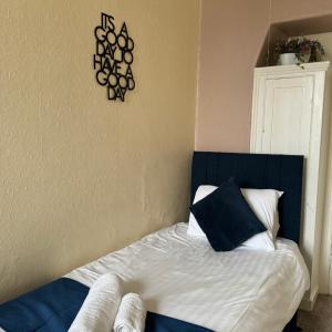 Budget Single Room