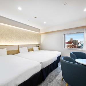 Standard Twin Room (3 adult) - Non-Smoking