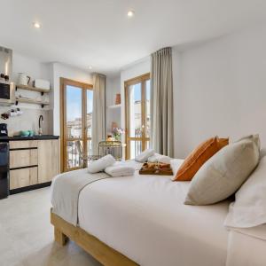 Queen Room with Balcony