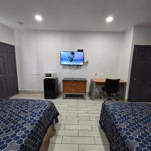 Standard Room with Two Double Beds