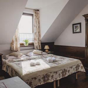 Twin Room with Private Bathroom