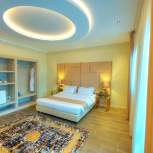 Family Suite with Plunge Pool