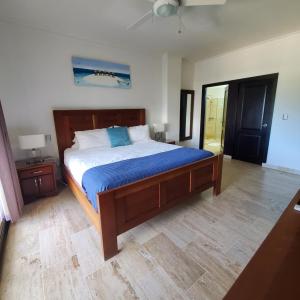 Three-Bedroom Apartment with View